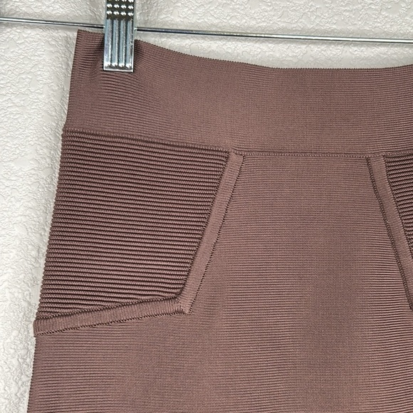 BCBGMaxAzria Brown Ribbed BodyCon Skirt Size XS - Picture 2 of 6